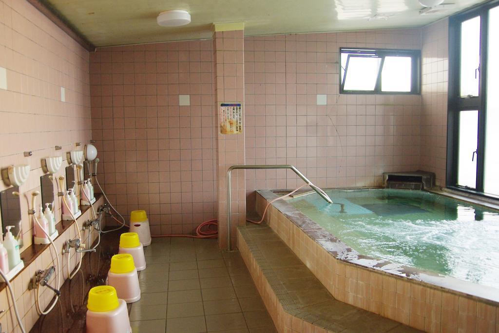 Hatsushio Ryokan Itoshima Eksteriør bilde